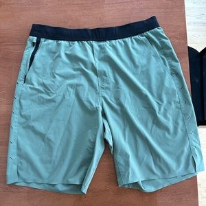 Ten Thousand Gear Interval Short XL Green